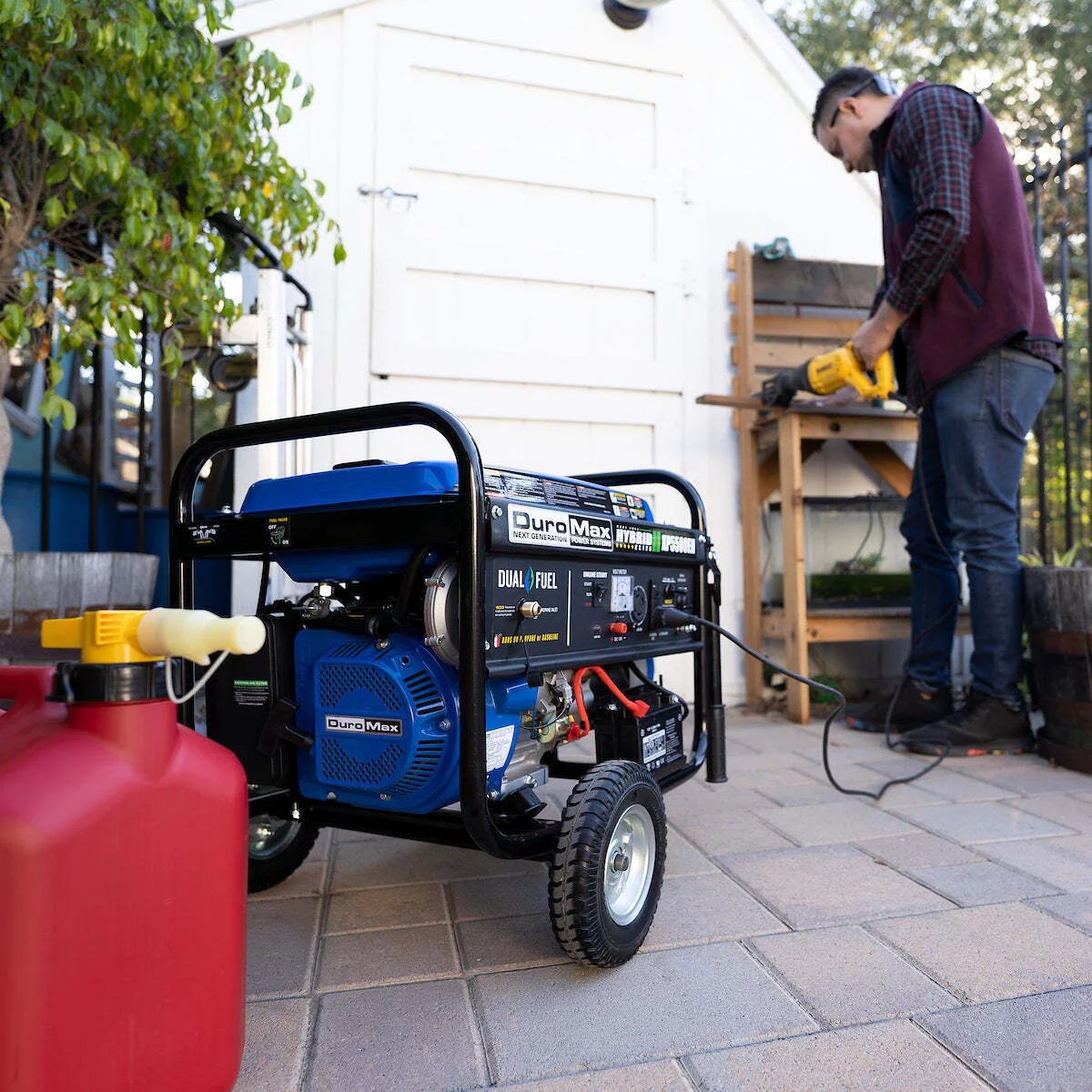 DuroMax XP5500EH 5,500 Watt Portable Dual Fuel Gas Propane Powered Generator
